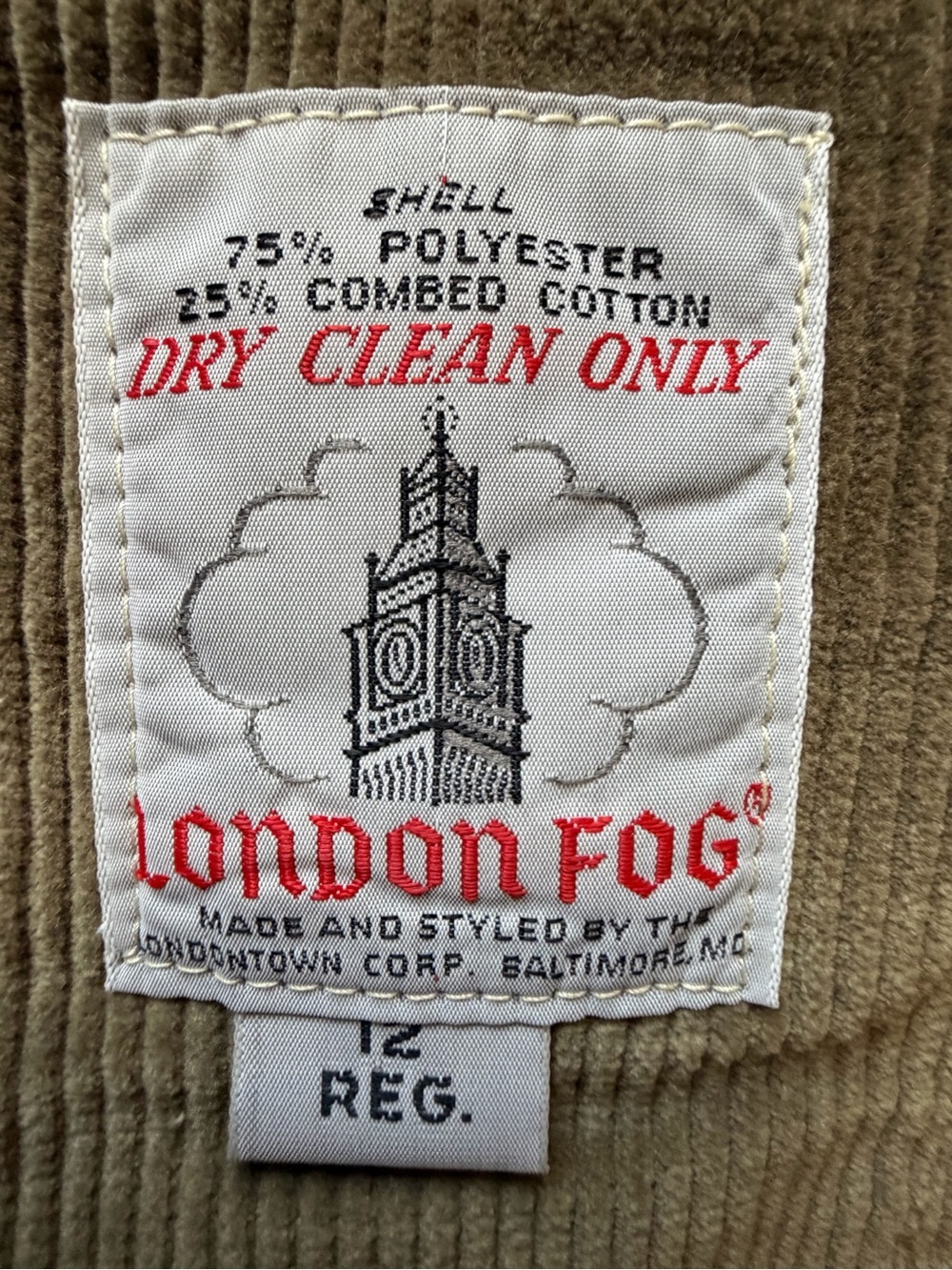 London Fog women’s vintage trench coat featuring structured collar size 12 - Picture 7 of 7